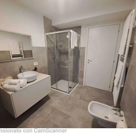 Apartamento Casa Rosada Como