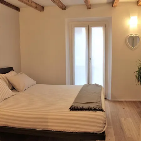 Casa Rosada Apartman *